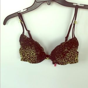 Betsey Johnson green cheetah print bra